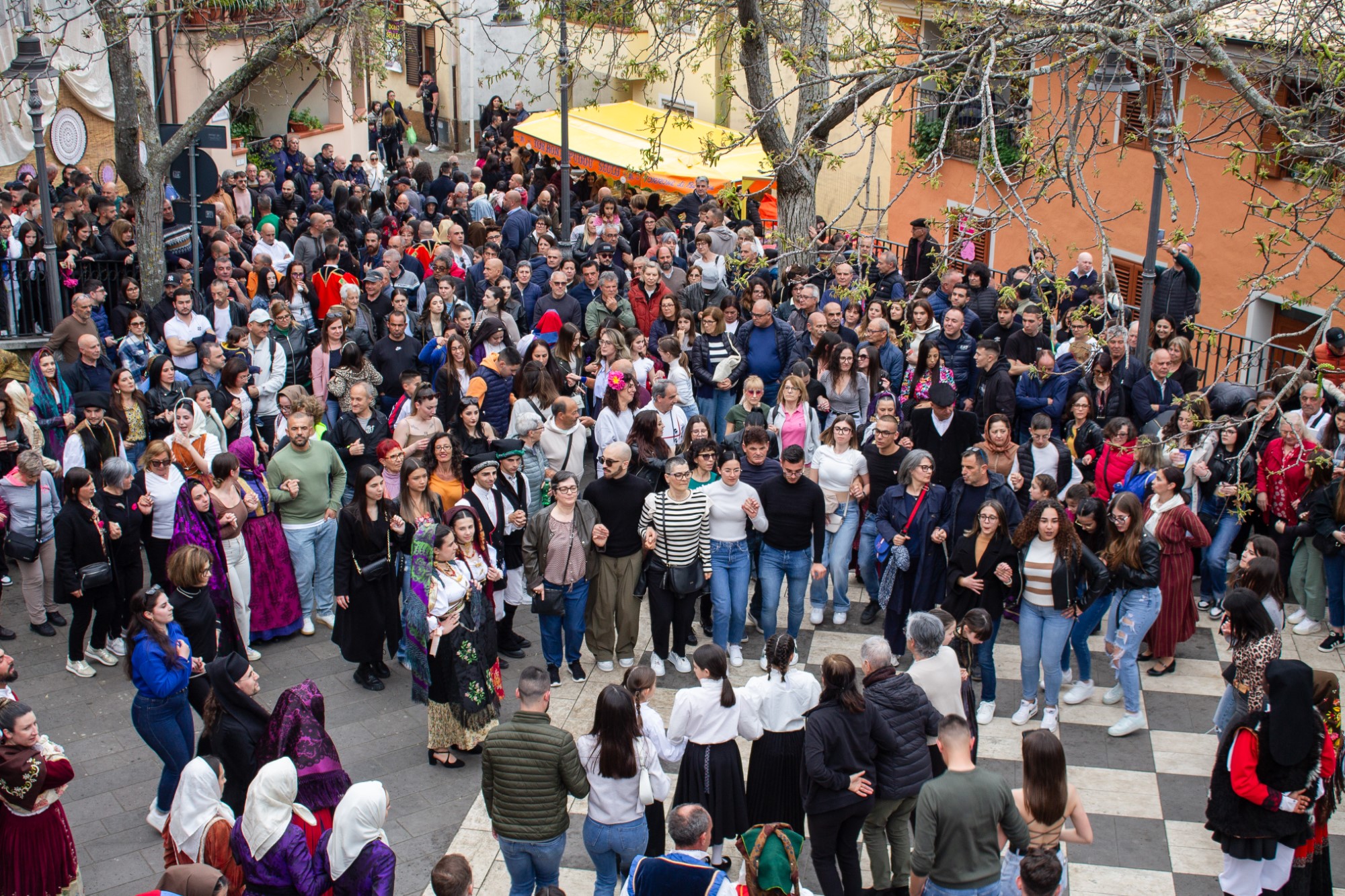 S’orrosa ‘e Padenti – La festa della Peonia a Seulo